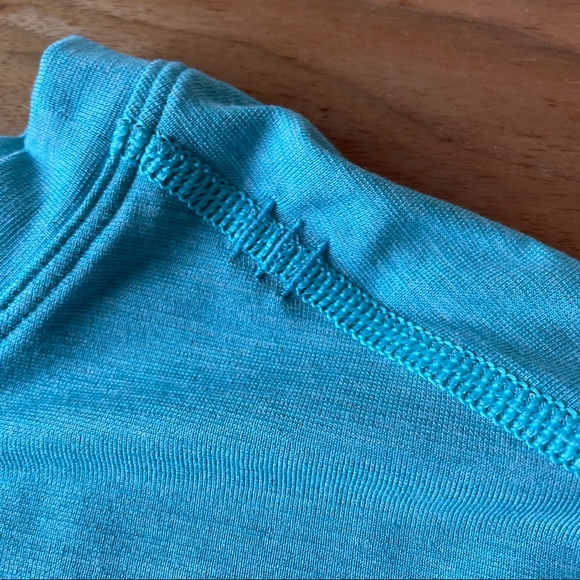 BUNDLE! 2 for 1 Lululemon T-Shirts! - Picture 5 of 11